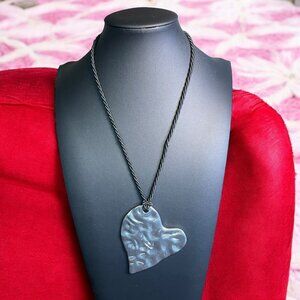 Hammered Silver Tone Heart Pendant Necklace Twisted Rope Edgy‎ Boho Y2K Grunge